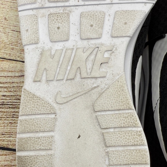 Nike Black Athletic Shoes with White Logo - Picture 6 of 10